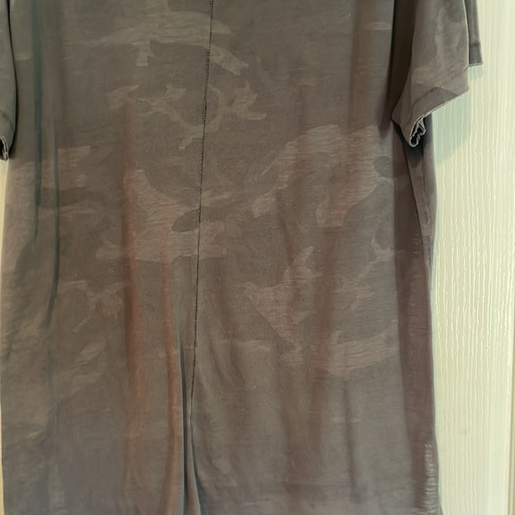 EUC We The Free/ FP Grey Camo Tee L - Picture 6 of 7